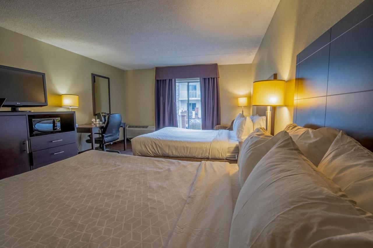 Hotel Express & Pittsburgh Airport By Ihg 3*