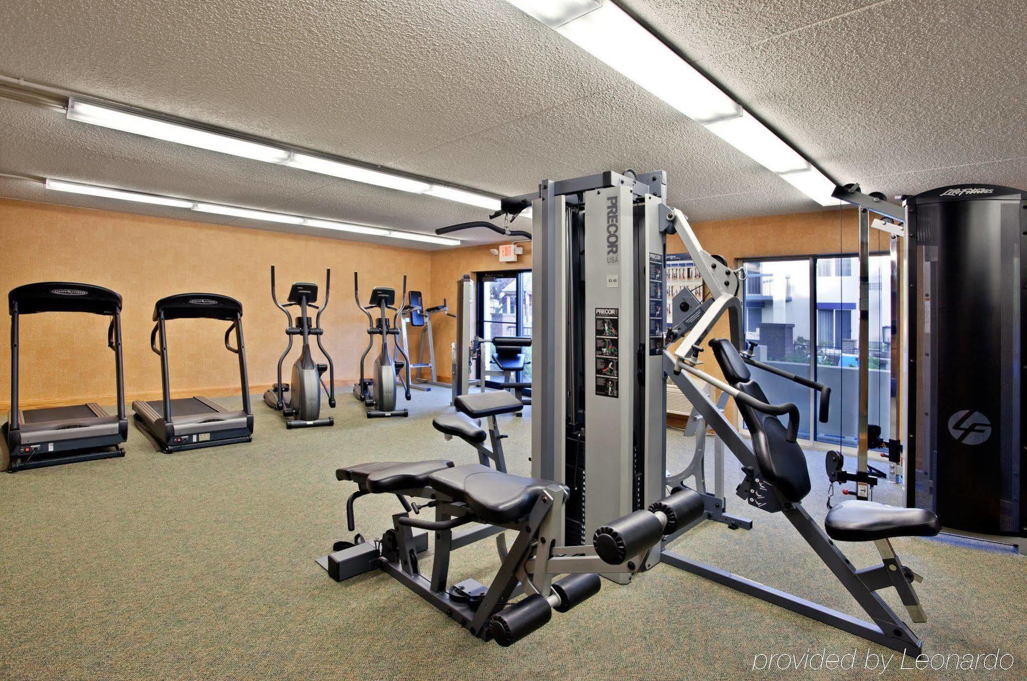Express & Pittsburgh Airport By Ihg Hotel